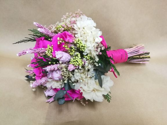  Rebajas en Floristerías L’ART: Ramos y Decoración Floral con Descuent