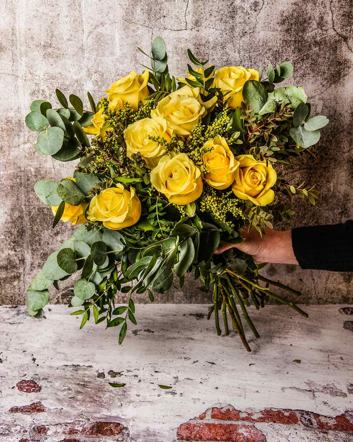 Extremistas Comprimir Frágil Ramo de rosas amarillas Enviar flores Coslada y San Fernando